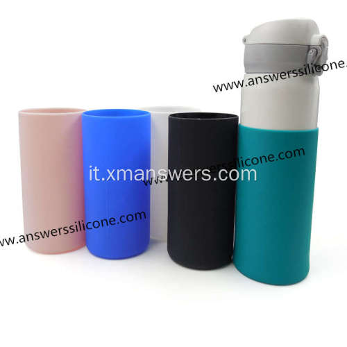 Manicotto per tazze in silicone con bottiglia di vetro protettivo isolante